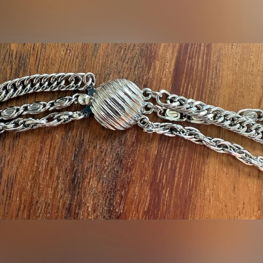 VTG Silver Tone Triple Strand Pendant Necklace - Picture 4 of 4